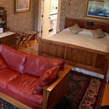 Alaska'S Capital Inn Bed And Breakfast (Adults Only)-3